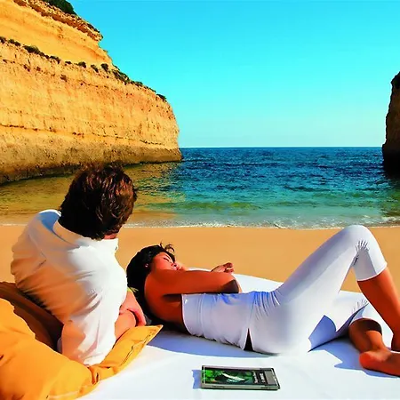 ثالاسا فيلارارا Armação de Pêra